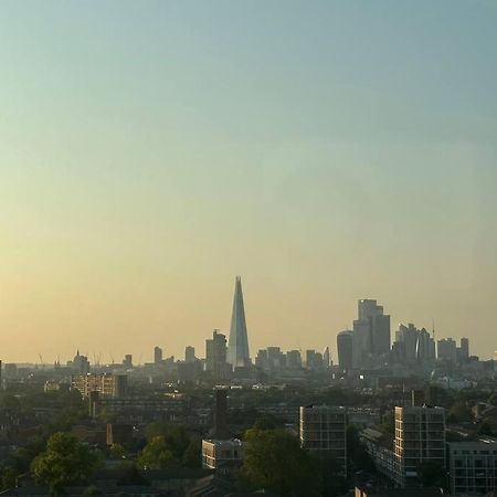 3 Bed Sky Apartment Se15 Peckham Лондон Екстериор снимка